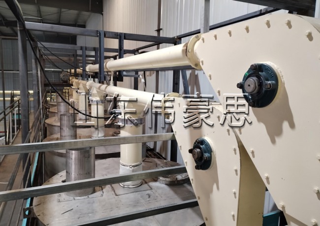 滑石粉管鏈?zhǔn)捷斔蜋C 管鏈粉料輸送設(shè)備