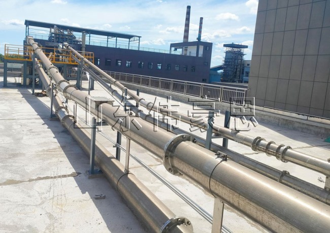 小蘇打管鏈?zhǔn)捷斔蜋C(jī) 湖北管鏈輸送機(jī)現(xiàn)場(chǎng)