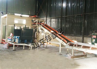 糧食高位全自動碼垛機(jī)械手特點