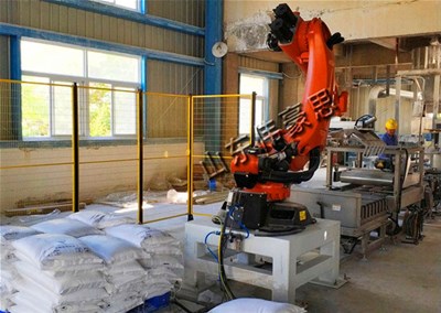 硝酸銨碼垛機(jī)器人面臨的一些問題