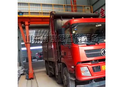 石灰石粉全自動(dòng)裝車機(jī)如何實(shí)現(xiàn)自動(dòng)化作業(yè)？
