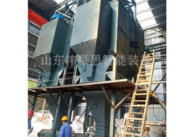 膨潤土噸袋拆包可以與哪些設備配套？