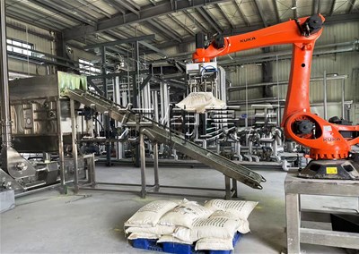 堿灰拆垛機(jī)器人在生產(chǎn)企業(yè)中發(fā)揮了那些作用？