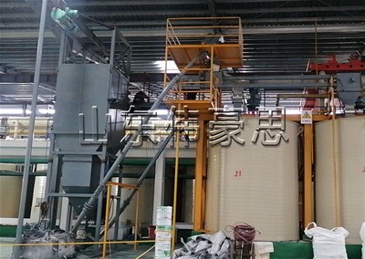 炭黑自動噸袋拆袋機 噸袋拆包機工作現(xiàn)場