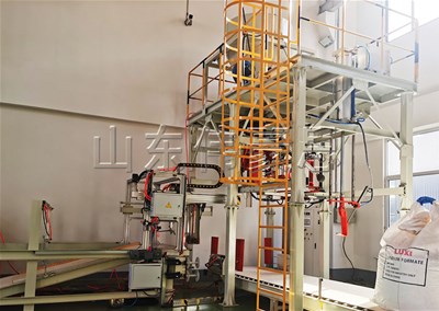 雙酚A全自動(dòng)噸袋包裝機(jī)的功能簡(jiǎn)述