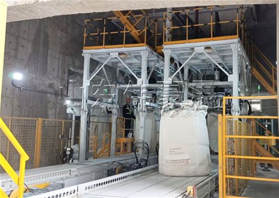 氧化鋁自動噸袋包裝機 噸包自動包裝秤流程